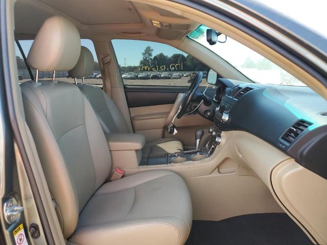 Photo 5 from auction – 2011 TOYOTA HIGHLANDER with VIN 5TDBK3EH2BS079545