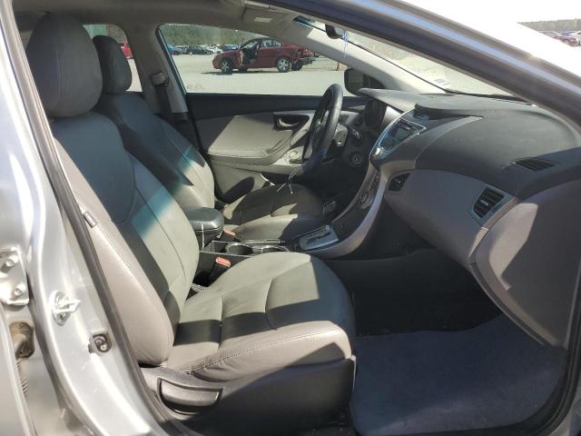 Photo 5 from auction – 2012 HYUNDAI ELANTRA GL with VIN 5NPDH4AE1CH097809