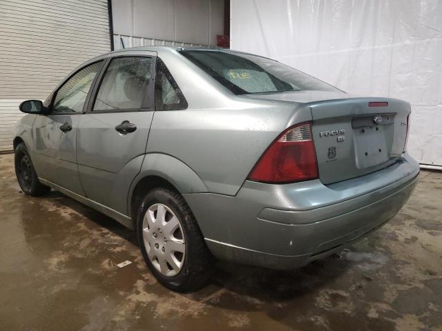 Photo 3 from auction – 2005 FORD FOCUS ZX4 with VIN 1FAFP34N75W207203