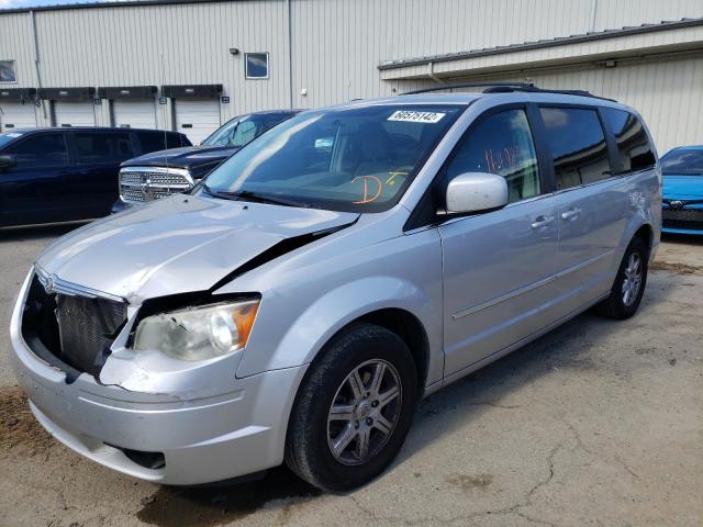 Photo 2 from auction – 2010 CHRYSLER TOWN & COU with VIN 2A4RR5D13AR461367