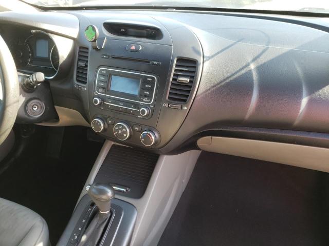 Photo 9 from auction – 2015 KIA FORTE LX with VIN KNAFK4A60F5332270