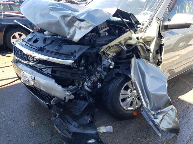 Photo 9 from auction – 2012 KIA SEDONA LX with VIN KNDMG4C76C6429514