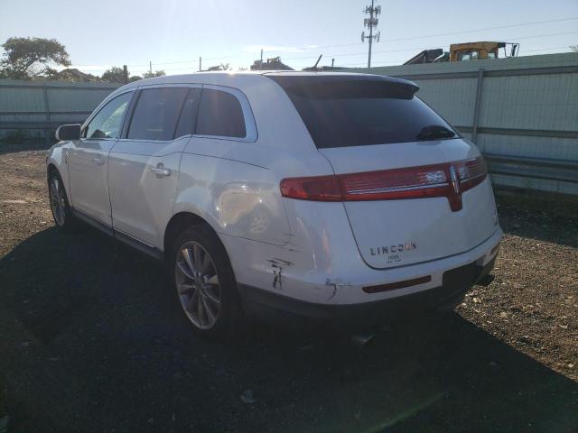 Photo 3 from auction – 2010 LINCOLN MKT with VIN 2LMHJ5AT2ABJ17018