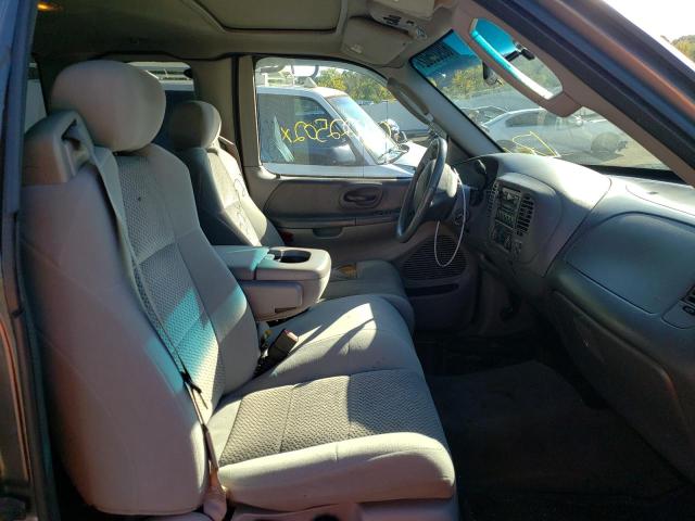 Photo 5 from auction – 2003 FORD F150 with VIN 1FTRX07W33KD86421