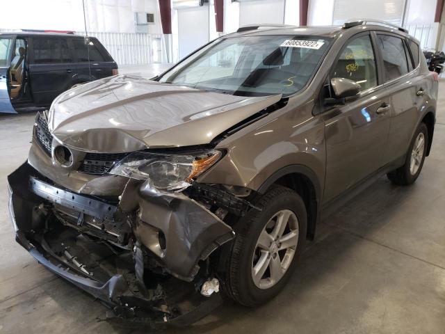 Foto 2 de la subasta – 2014 TOYOTA RAV4 XLE con VIN JTMRFREV2ED093036