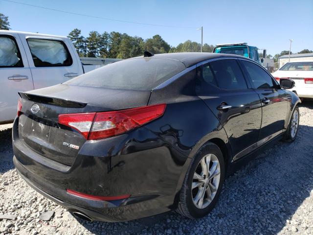 Photo 4 from auction – 2012 KIA OPTIMA SX with VIN 5XXGR4A67CG072119