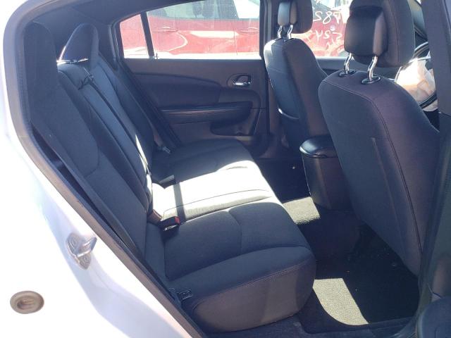Photo 6 from auction – 2013 CHRYSLER 200 TOURIN with VIN 1C3CCBBB2DN764122