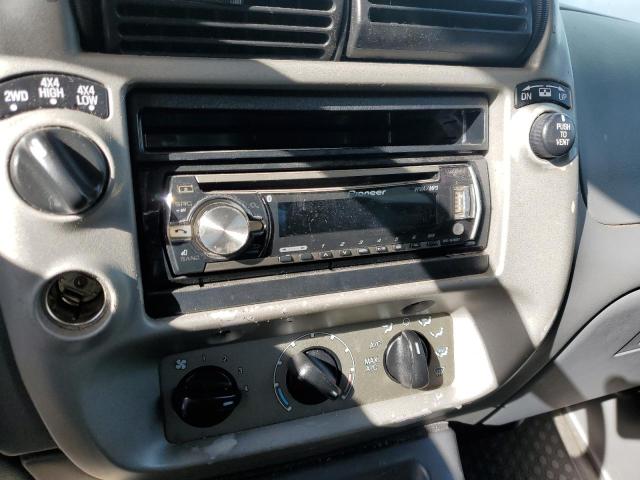Photo 9 from auction – 2004 FORD EXPLORER S with VIN 1FMZU77K84UB64053
