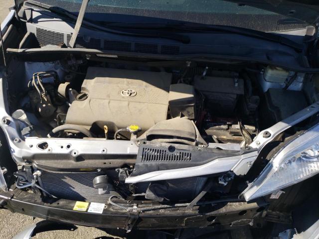 Photo 7 from auction – 2016 TOYOTA SIENNA LE with VIN 5TDKK3DC0GS726568