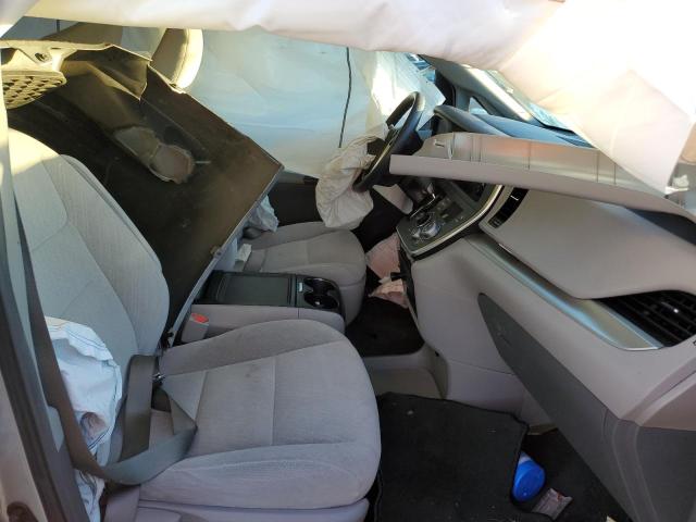 Photo 5 from auction – 2015 TOYOTA SIENNA LE with VIN 5TDKK3DC2FS683320