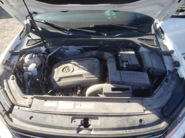 Photo 7 from auction – 2016 VOLKSWAGEN PASSAT S with VIN 1VWAS7A39GC026487