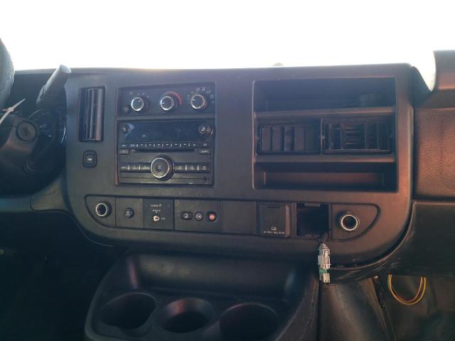 Photo 9 from auction – 2016 CHEVROLET EXPRESS G3 with VIN 1GAZGNFG7G1196701