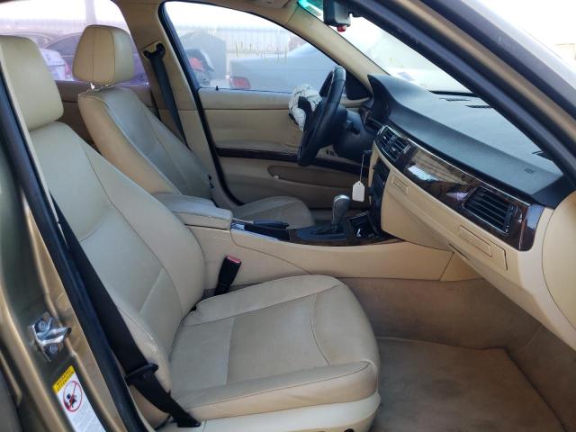 Photo 5 from auction – 2006 BMW 325 I AUTO with VIN WBAVB17506NK35353