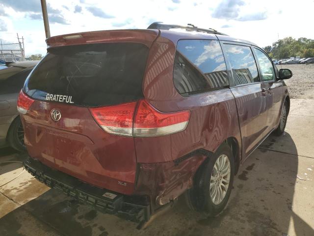 Photo 4 from auction – 2011 TOYOTA SIENNA XLE with VIN 5TDYK3DC0BS027668