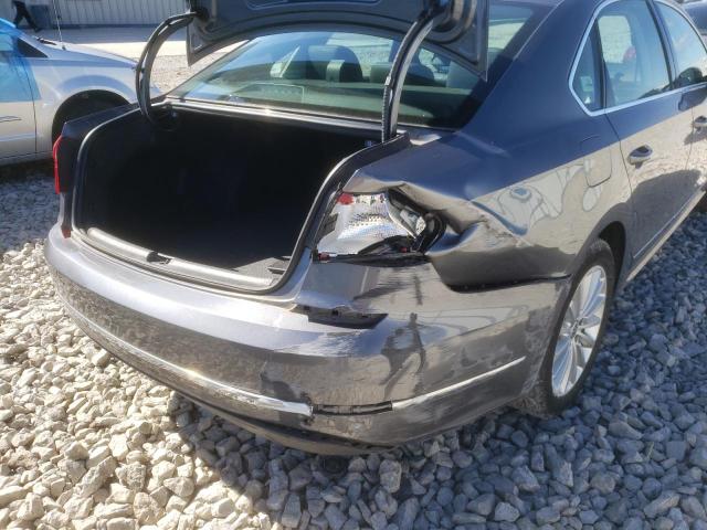 Photo 9 from auction – 2016 VOLKSWAGEN PASSAT SE with VIN 1VWBS7A39GC015669