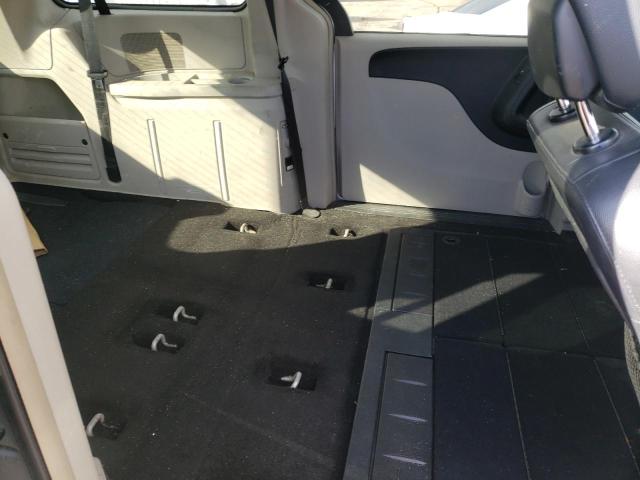 Photo 6 from auction – 2012 CHRYSLER TOWN & COU with VIN 2C4RC1BG5CR344061