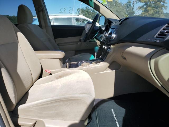 Photo 5 from auction – 2012 TOYOTA HIGHLANDER with VIN 5TDZK3EH1CS063515