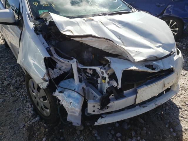 Photo 9 from auction – 2014 TOYOTA PRIUS C with VIN JTDKDTB34E1564080