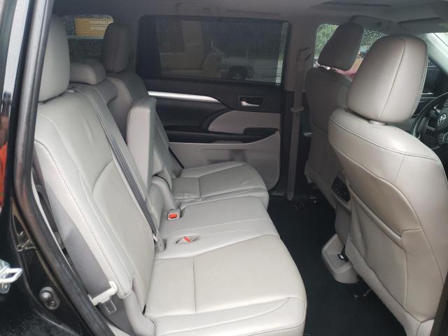 Photo 6 from auction – 2019 TOYOTA HIGHLANDER with VIN 5TDKZRFH2KS561333
