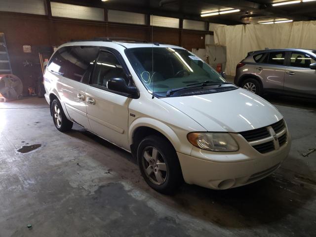 DODGE GRAND CARA 2005 with VIN 2D4GP44L95R389355 - Photo from auction