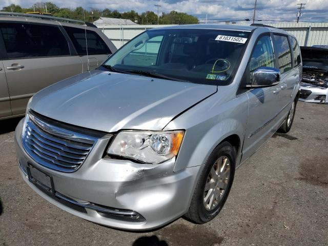 Photo 2 from auction – 2011 CHRYSLER TOWN & COU with VIN 2A4RR8DG0BR635662