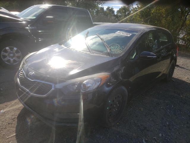 Photo 2 from auction – 2016 KIA FORTE LX with VIN KNAFK5A80G5644999