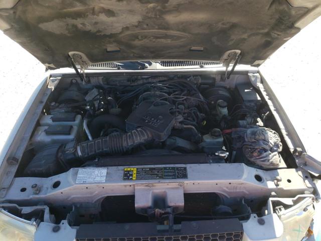 Photo 7 from auction – 2004 FORD EXPLORER S with VIN 1FMZU67K44UA22549