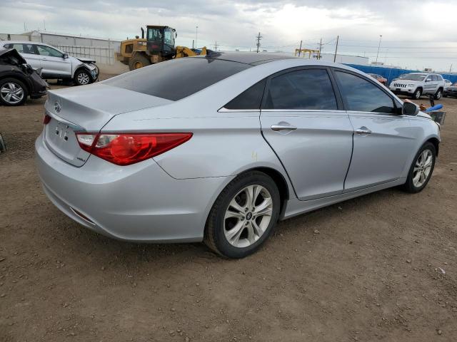 Photo 4 from auction – 2012 HYUNDAI SONATA SE with VIN 5NPEC4AC4CH314416