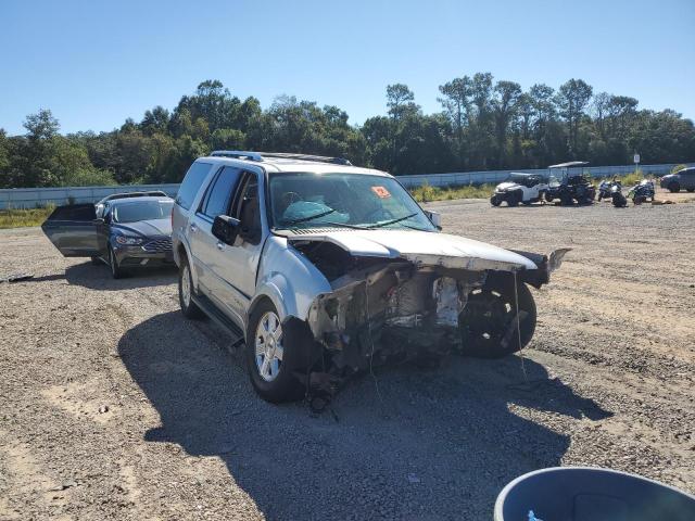 LINCOLN NAVIGATOR 2004 with VIN 5LMFU27R74LJ17554 - Photo from auction