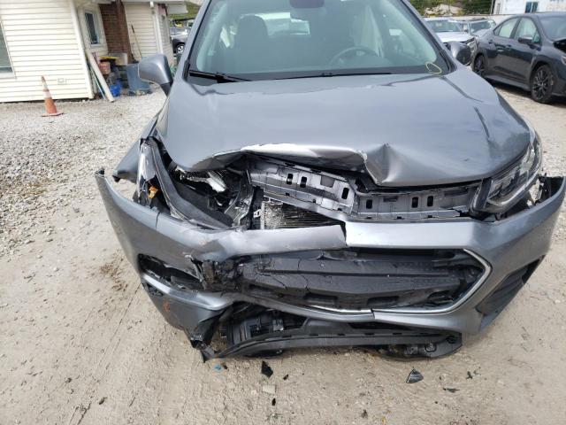 Photo 9 from auction – 2020 CHEVROLET TRAX LS with VIN 3GNCJKSBXLL159756