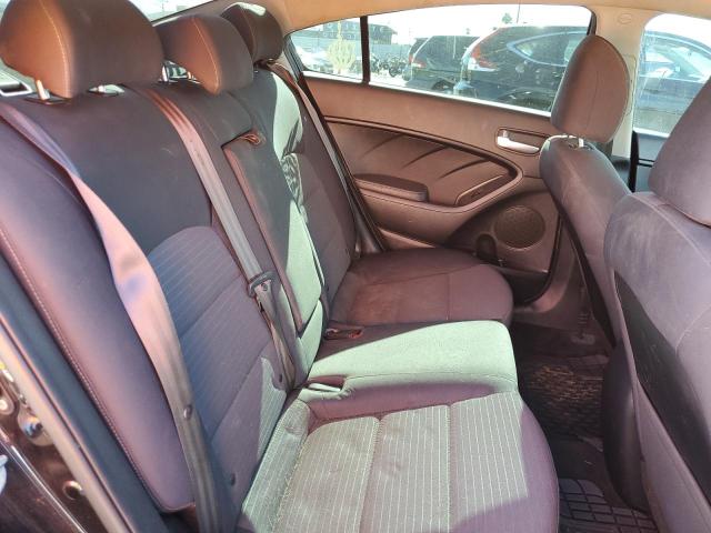 Photo 6 from auction – 2018 KIA FORTE LX with VIN 3KPFL4A77JE207014