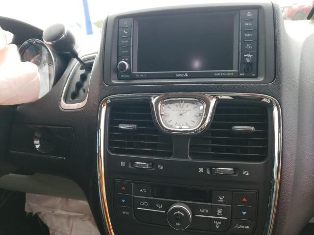 Photo 9 from auction – 2016 CHRYSLER TOWN & COU with VIN 2C4RC1BG0GR198478