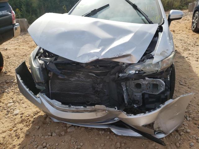 Photo 9 from auction – 2015 HONDA CIVIC LX with VIN 19XFB2F51FE072022