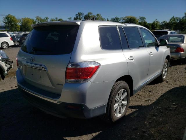 Foto 4 de la subasta – 2013 TOYOTA HIGHLANDER con VIN 5TDBK3EHXDS257964