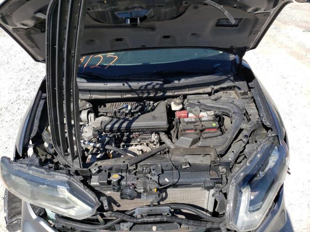 Zdjęcie 7 z aukcji – 2017 NISSAN ROGUE S z VIN 5N1AT2MT8HC813636