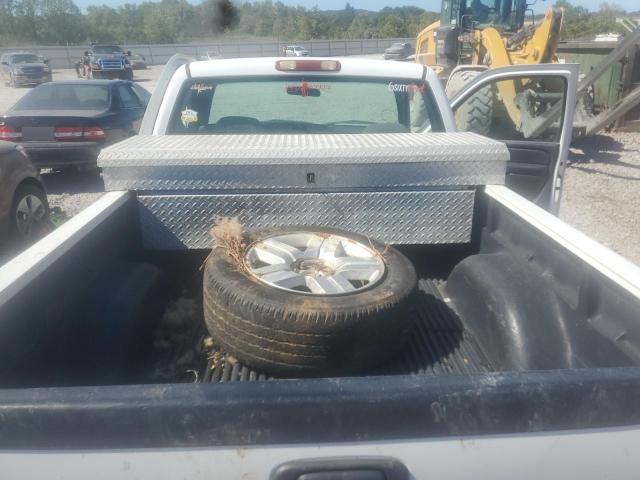 Photo 6 from auction – 2000 CHEVROLET SILVERADO with VIN 1GCEC14W2YZ349377