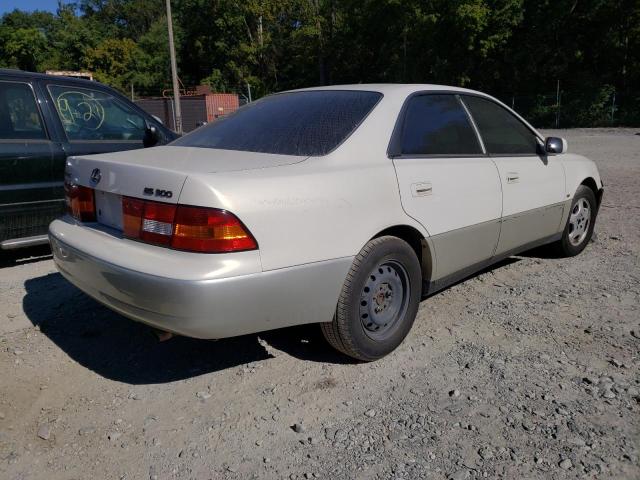 Photo 4 from auction – 1999 LEXUS ES 300 with VIN JT8BF28G2X0201671