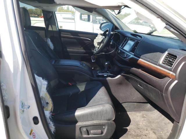 Photo 5 from auction – 2016 TOYOTA HIGHLANDER with VIN 5TDDKRFH9GS284197