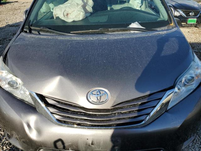 Photo 7 from auction – 2016 TOYOTA SIENNA LE with VIN 5TDKK3DC0GS745119