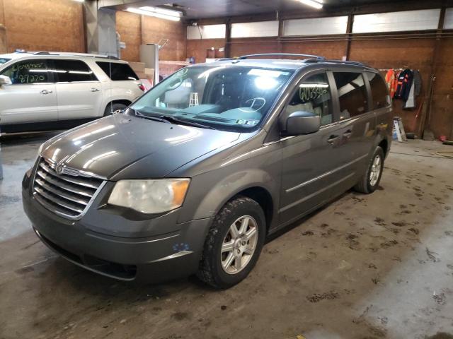 Photo 2 from auction – 2010 CHRYSLER TOWN & COU with VIN 2A4RR8DX0AR321511