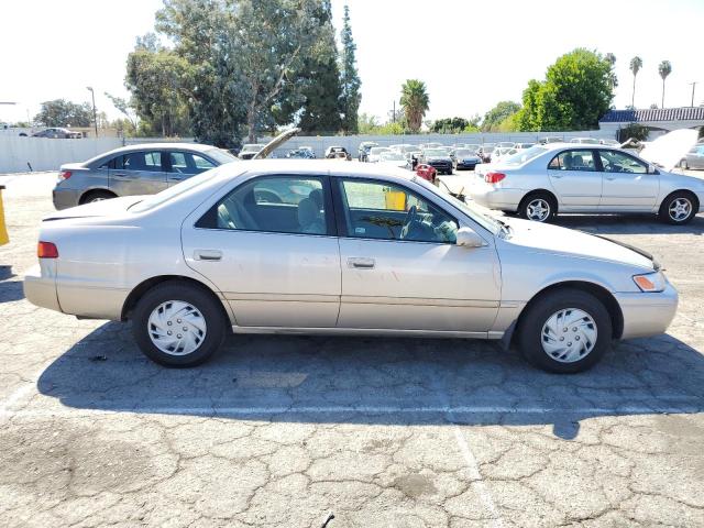 Photo 9 from auction – 2000 TOYOTA CAMRY CE with VIN 4T1BG22K6YU960468