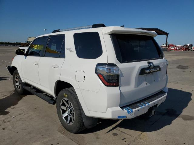 Photo 3 from auction – 2018 TOYOTA 4RUNNER SR with VIN JTEBU5JR3J5571196