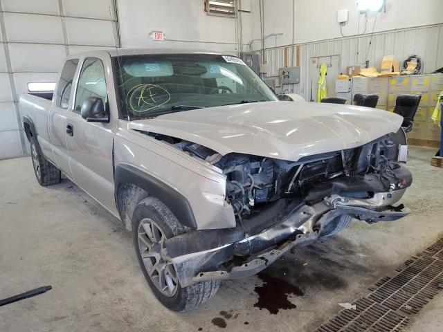 CHEVROLET SILVERADO 2004 with VIN 1GCEK19T14E260774 - Photo from auction