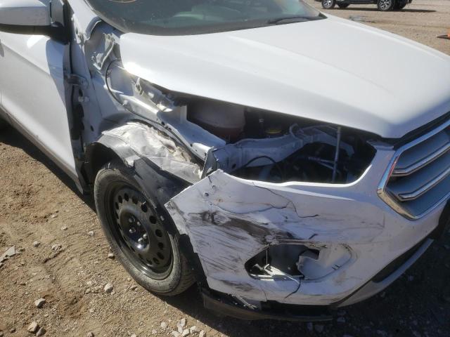 Photo 9 from auction – 2017 FORD ESCAPE SE with VIN 1FMCU0GD0HUA94813