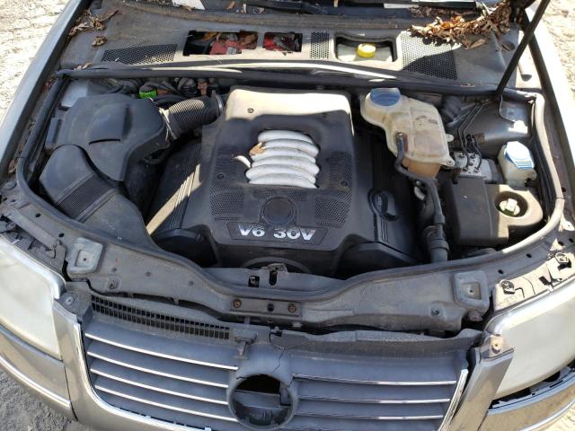 Photo 7 from auction – 2003 VOLKSWAGEN PASSAT GLX with VIN WVWTH63B63P047776