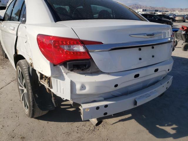 Photo 9 from auction – 2014 CHRYSLER 200 TOURIN with VIN 1C3CCBBG6EN178455