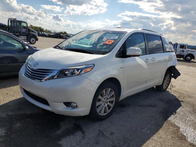 Photo 2 from auction – 2017 TOYOTA SIENNA XLE with VIN 5TDDZ3DC9HS164479
