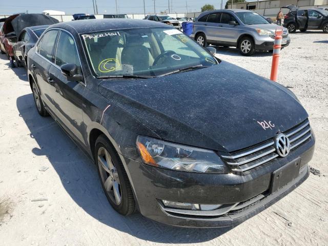 VOLKSWAGEN PASSAT S 2015 with VIN 1VWAT7A33FC117718 - Photo from auction