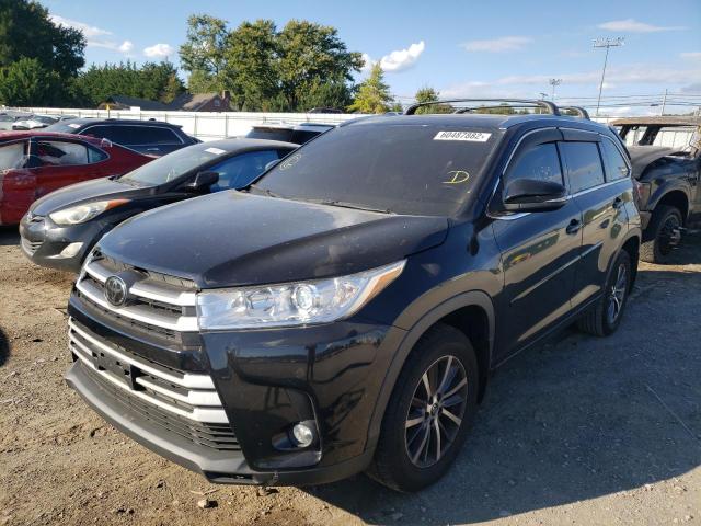 Photo 2 from auction – 2017 TOYOTA HIGHLANDER with VIN 5TDJZRFH6HS454614