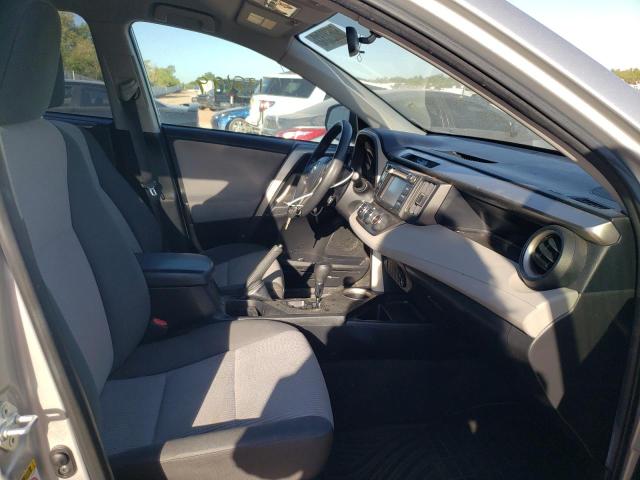 Photo 5 from auction – 2015 TOYOTA RAV4 LE with VIN JTMBFREV2FJ046657